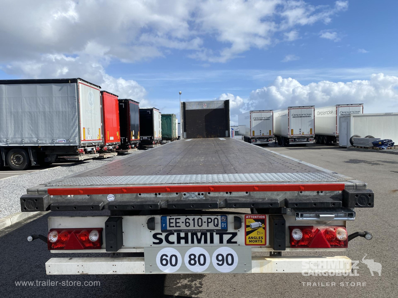 SCHMITZ Curtainsider Standard - Тентованный полуприцеп: фото 1 SCHMITZ Curtainsider Standard - Тентованный полуприцеп: фото 1