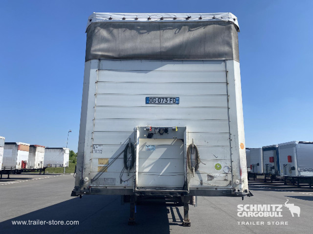 SCHMITZ Curtainsider Standard - Тентованный полуприцеп: фото 3 SCHMITZ Curtainsider Standard - Тентованный полуприцеп: фото 3