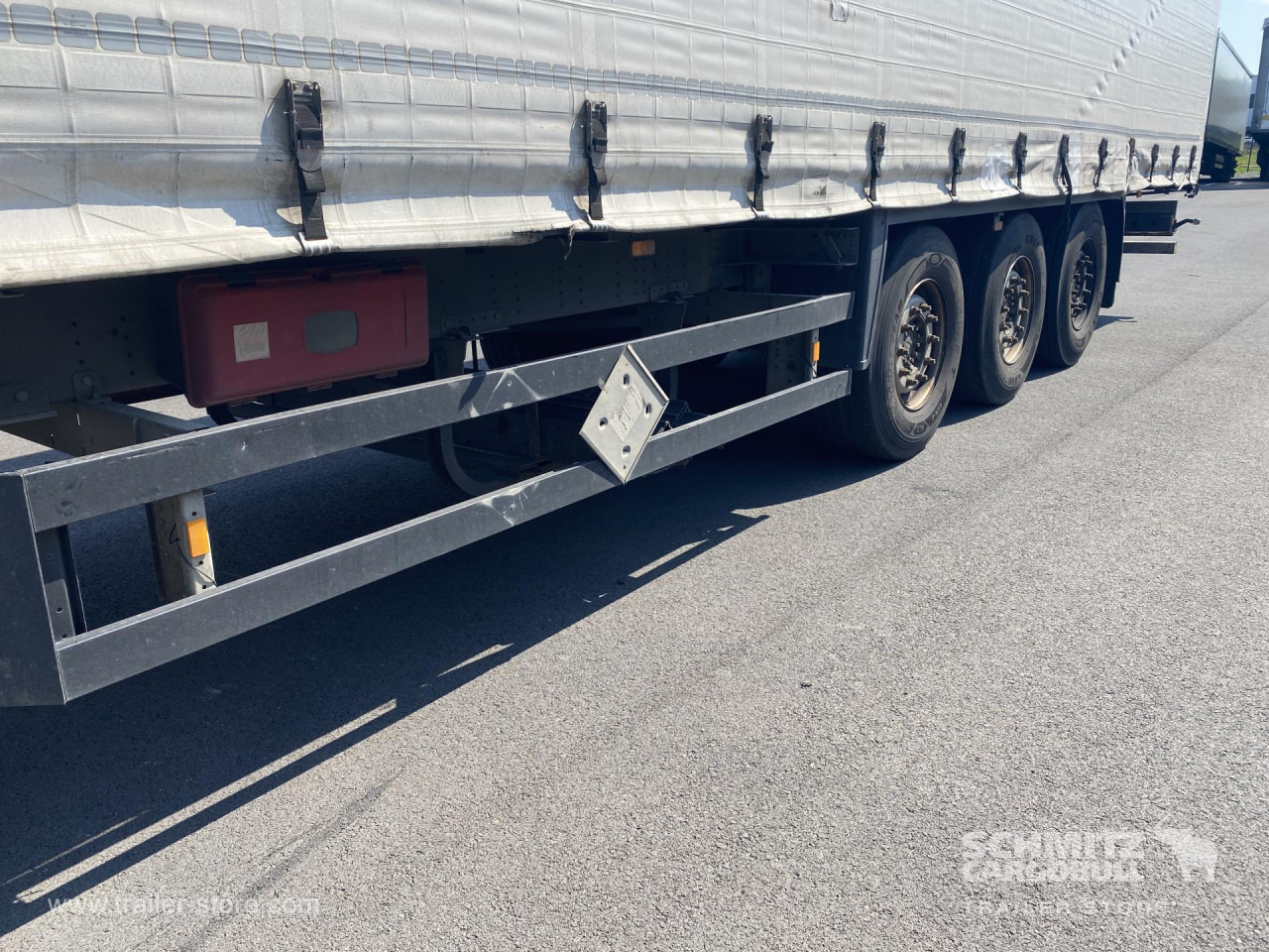 SCHMITZ Curtainsider Standard - Тентованный полуприцеп: фото 4 SCHMITZ Curtainsider Standard - Тентованный полуприцеп: фото 4
