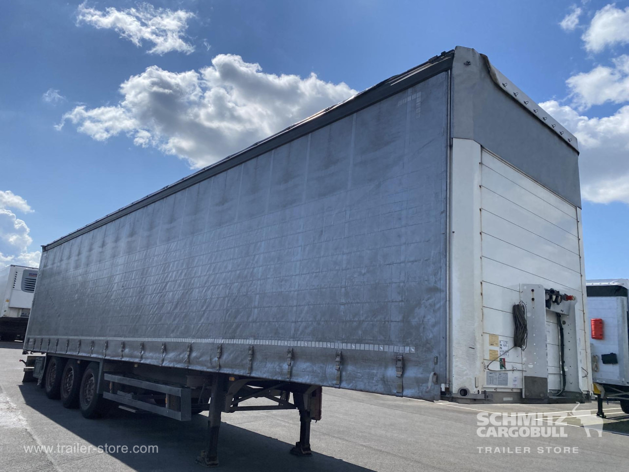 SCHMITZ Curtainsider Standard - Тентованный полуприцеп: фото 1 SCHMITZ Curtainsider Standard - Тентованный полуприцеп: фото 1