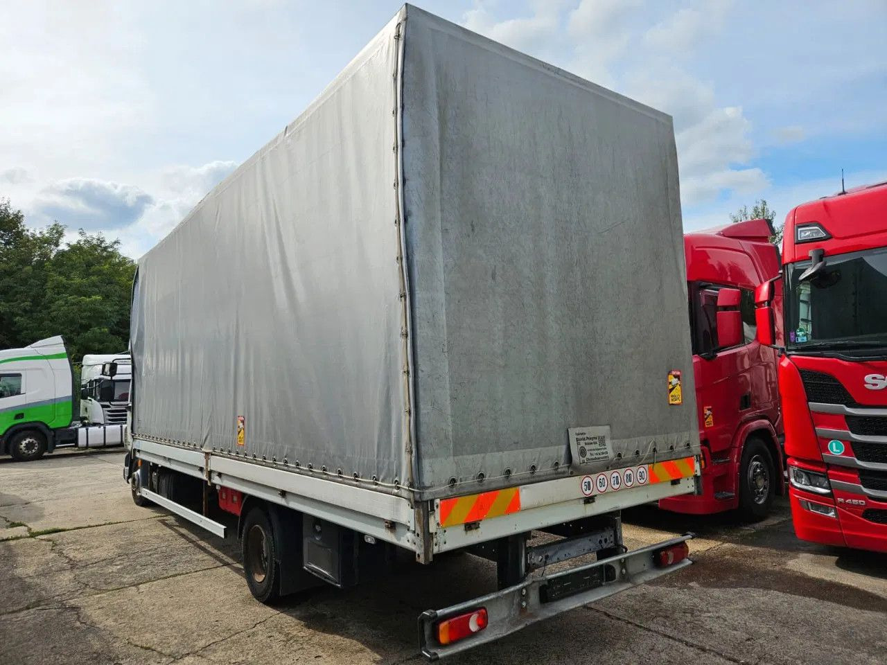 DAF LF 45.180 EEV - More units in stock! - Тентованный фургон: фото 4 DAF LF 45.180 EEV - More units in stock! - Тентованный фургон: фото 4