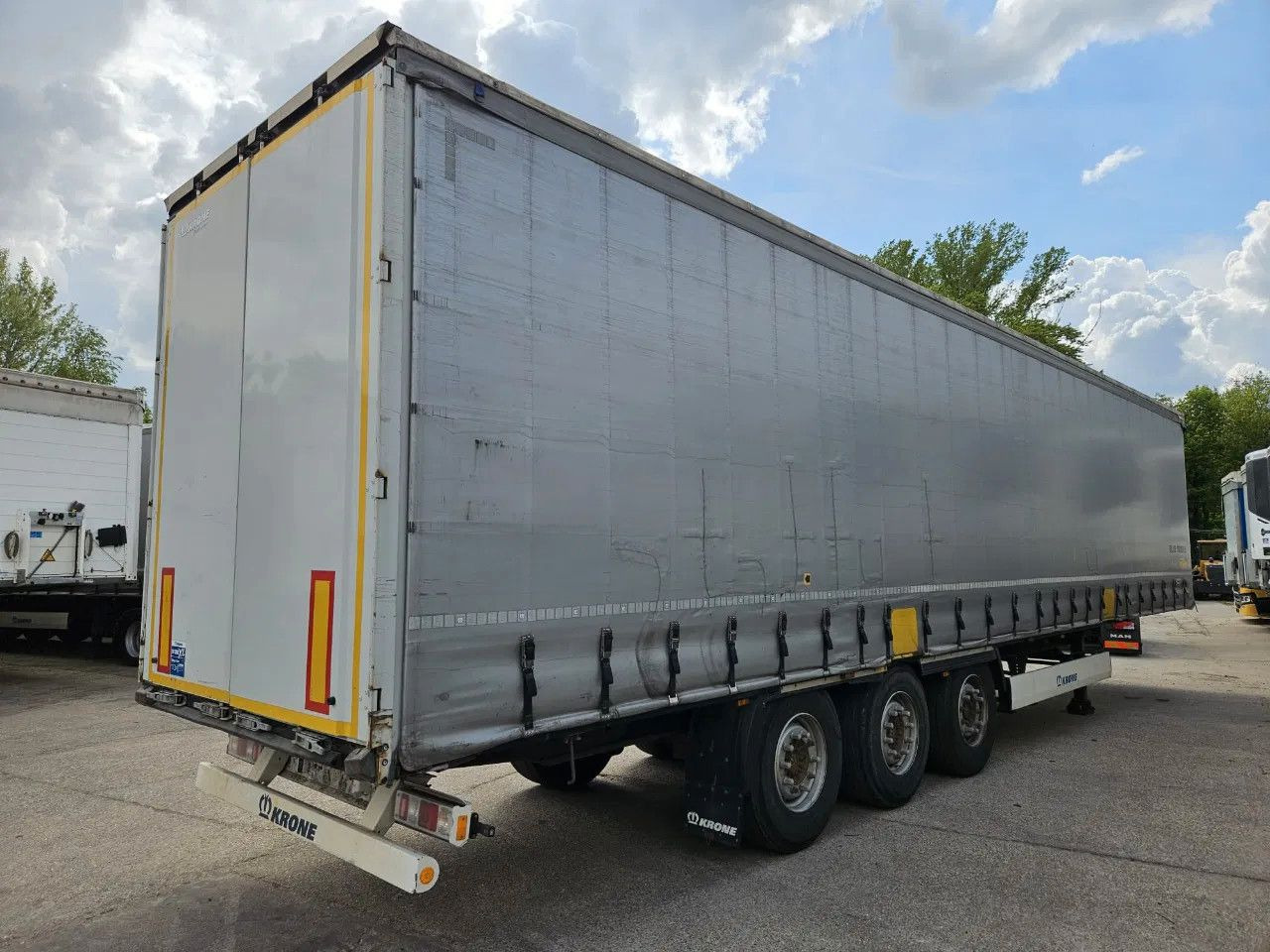 Krone SD XL Code - Тентованный полуприцеп: фото 3 Krone SD XL Code - Тентованный полуприцеп: фото 3