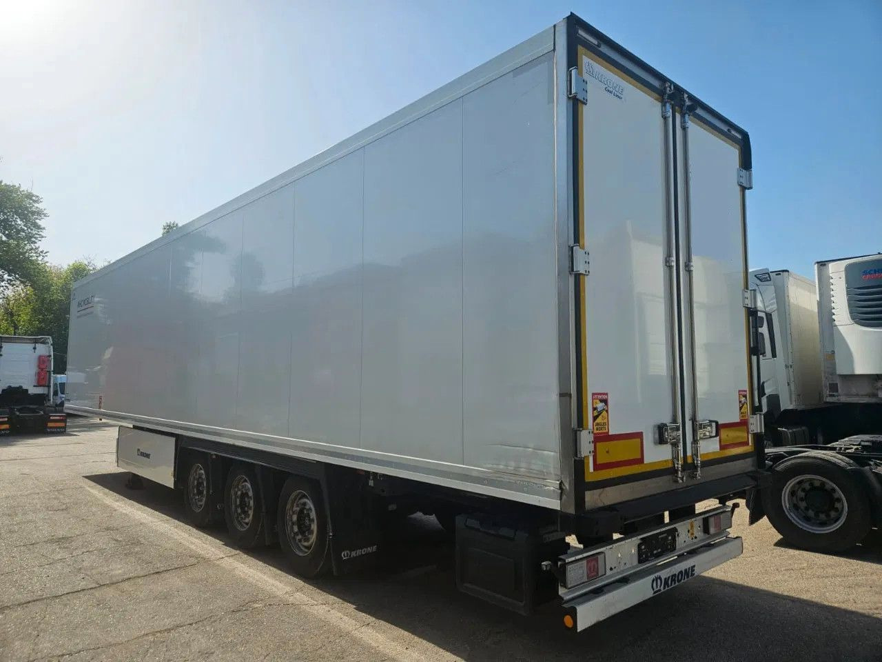 Krone SDR 27eL4-S - Frigo ThermoKing SLX300 - Lifting - Полуприцеп-рефрижератор: фото 4 Krone SDR 27eL4-S - Frigo ThermoKing SLX300 - Lifting - Полуприцеп-рефрижератор: фото 4