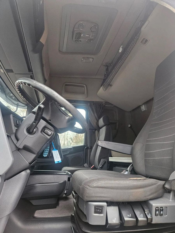 Scania R450 Mega StandKlima Highline - 3 units in stock - Тягач: фото 5 Scania R450 Mega StandKlima Highline - 3 units in stock - Тягач: фото 5