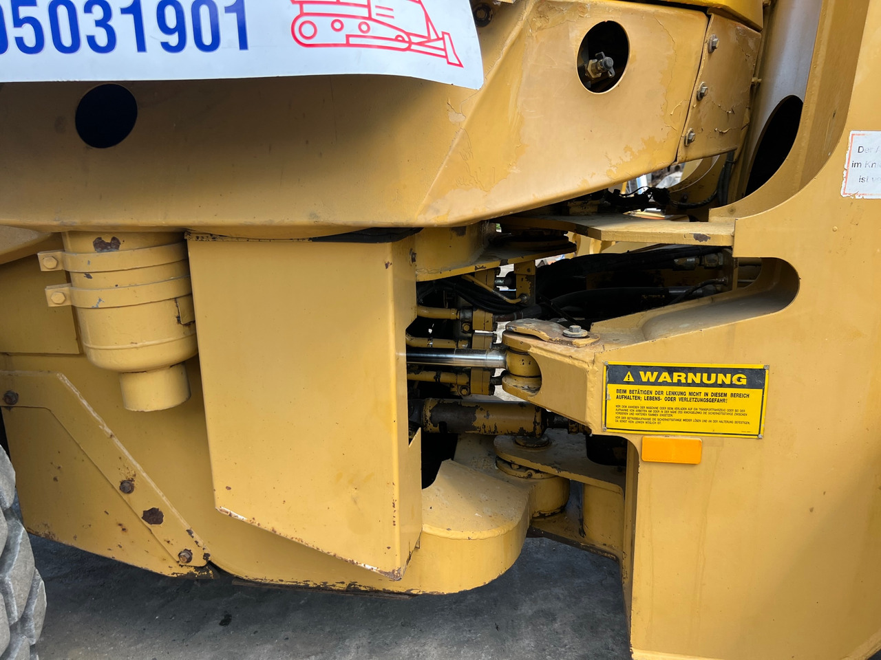 CATERPILLAR 926E - Строительная техника: фото 5 CATERPILLAR 926E - Строительная техника: фото 5