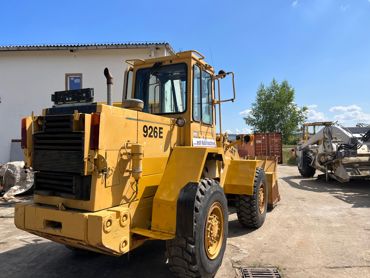 CATERPILLAR 926E - Строительная техника: фото 2 CATERPILLAR 926E - Строительная техника: фото 2