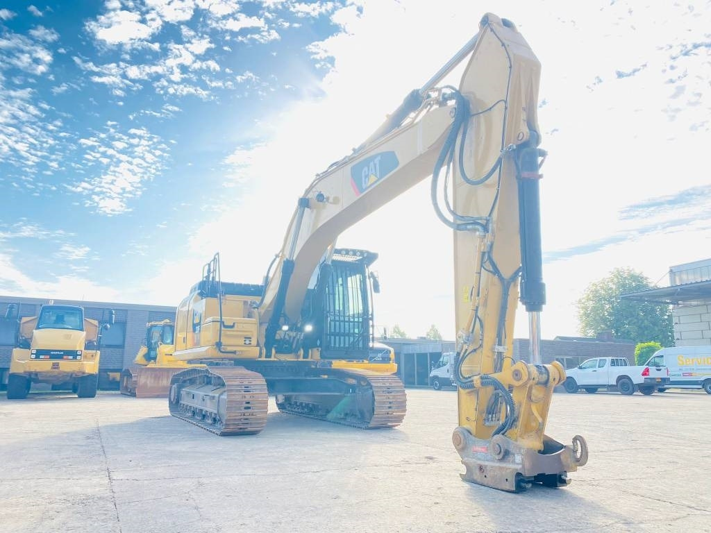 CAT 330 fln - Гусеничный экскаватор: фото 4 CAT 330 fln - Гусеничный экскаватор: фото 4