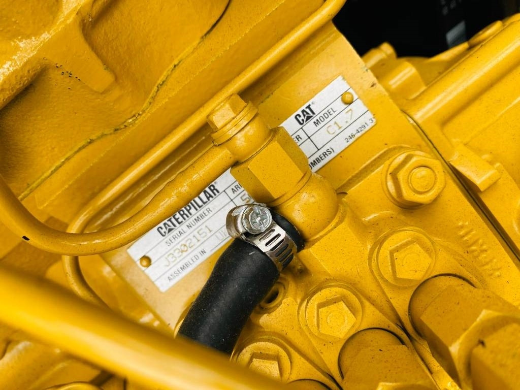 Новый Дорожный каток CAT CB 2.7: фото 13