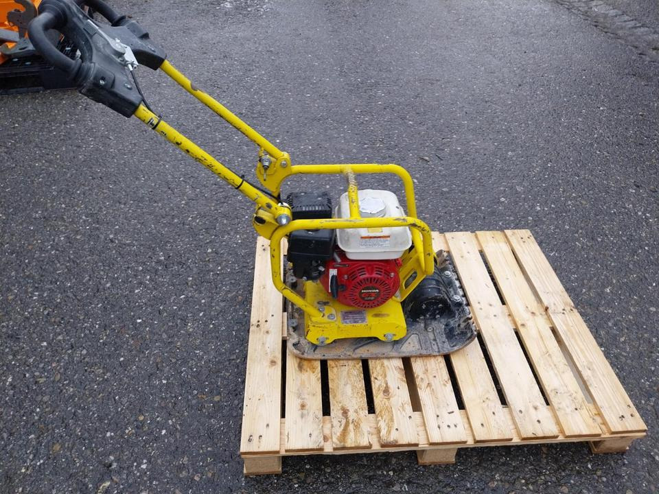 Weber CF 2 II HD Vibrationsplatte Rüttelplatte - Виброплита: фото 1 Weber CF 2 II HD Vibrationsplatte Rüttelplatte - Виброплита: фото 1