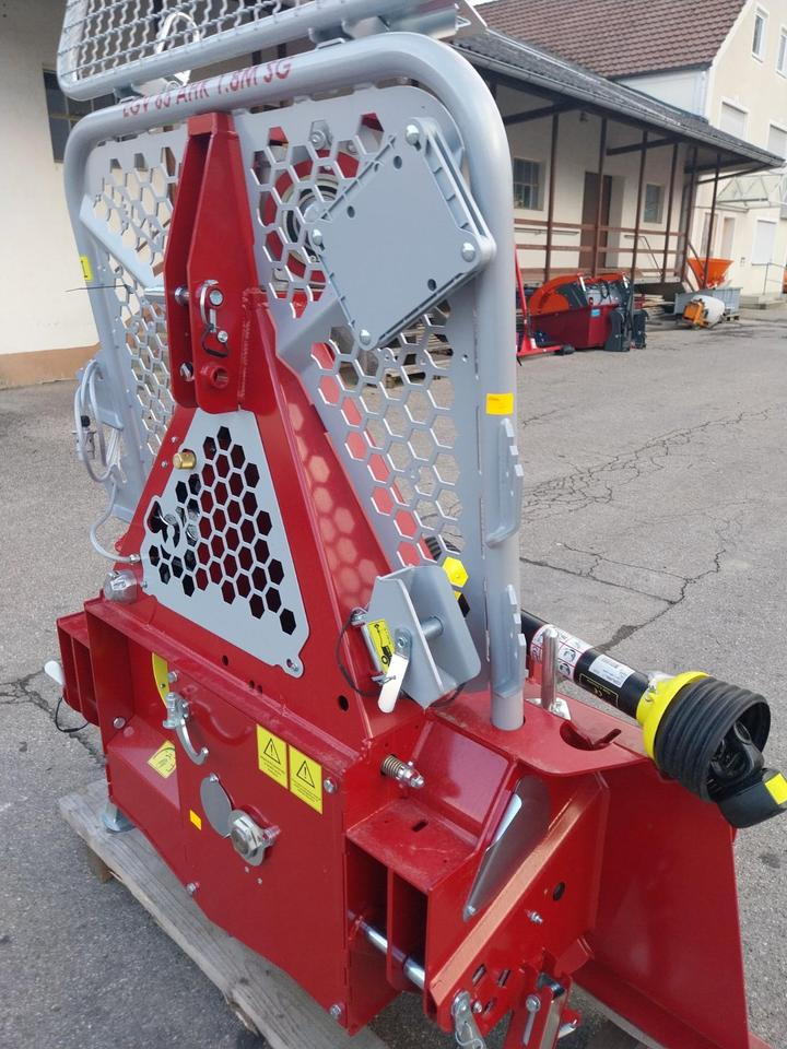 Neue Forstseilwinde Seilwinde Tajfun EGV 65 AHK SG Funk 35 45 55 - Лебёдка для Лесозаготовительной техники: фото 5 Neue Forstseilwinde Seilwinde Tajfun EGV 65 AHK SG Funk 35 45 55 - Лебёдка для Лесозаготовительной техники: фото 5