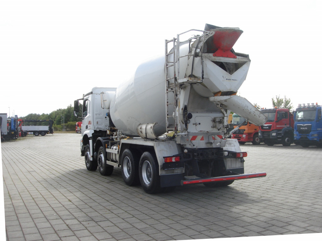 MERCEDES-BENZ Arocs 3240 B 8x4 Betonmischer Deutsch Top AP Achsen - Грузовик: фото 4 MERCEDES-BENZ Arocs 3240 B 8x4 Betonmischer Deutsch Top AP Achsen - Грузовик: фото 4