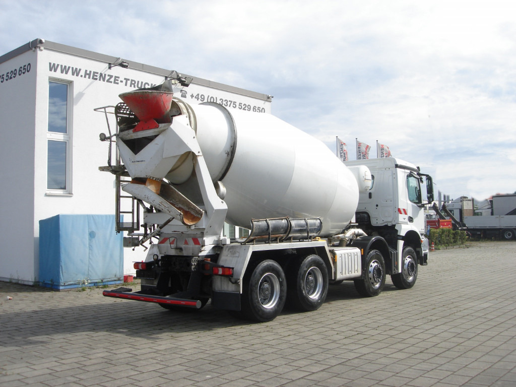 MERCEDES-BENZ Arocs 3240 B 8x4 Betonmischer Deutsch Top AP Achsen - Грузовик: фото 3 MERCEDES-BENZ Arocs 3240 B 8x4 Betonmischer Deutsch Top AP Achsen - Грузовик: фото 3