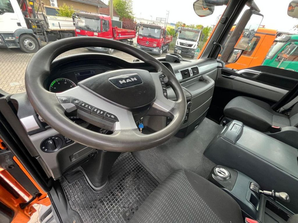 Самосвал MAN TG-S 26.440 6x4 3-Achs Kipper Bordmatik: фото 7