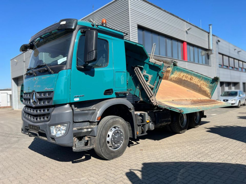MERCEDES-BENZ Arocs 2636 6x6 HAD 3-Achs Allradkipper Meiller - Самосвал: фото 1 MERCEDES-BENZ Arocs 2636 6x6 HAD 3-Achs Allradkipper Meiller - Самосвал: фото 1