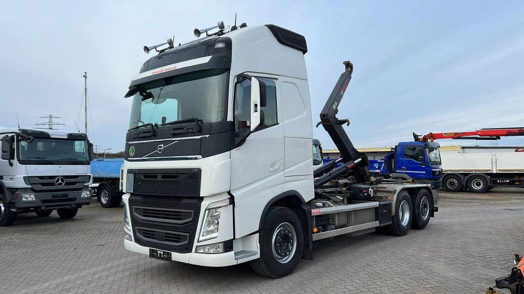 VOLVO (S) Truck FH 500 6x2 Abrollkipper Funkfernbedienung - Крюковой мультилифт: фото 1 VOLVO (S) Truck FH 500 6x2 Abrollkipper Funkfernbedienung - Крюковой мультилифт: фото 1