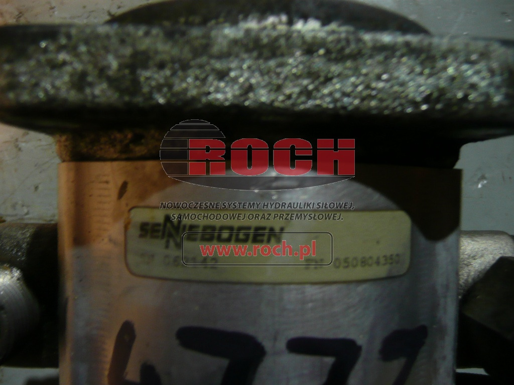 SENNEBOGEN 062142 - Гидравлический мотор: фото 1 SENNEBOGEN 062142 - Гидравлический мотор: фото 1