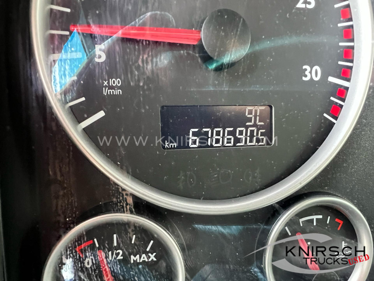 MAN TGA 26.480 Schwenkwandaufbau mit Böhm - Грузовик для перевозки напитков: фото 5 MAN TGA 26.480 Schwenkwandaufbau mit Böhm - Грузовик для перевозки напитков: фото 5