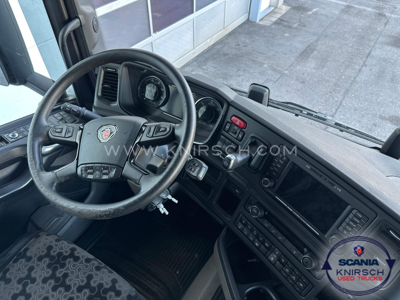 SCANIA R 460 B6x2*4NB - Грузовик-шасси: фото 5 SCANIA R 460 B6x2*4NB - Грузовик-шасси: фото 5