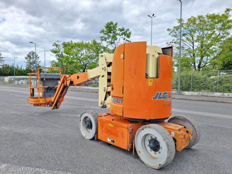 JLG E300AJP - Коленчатый подъемник: фото 4 JLG E300AJP - Коленчатый подъемник: фото 4