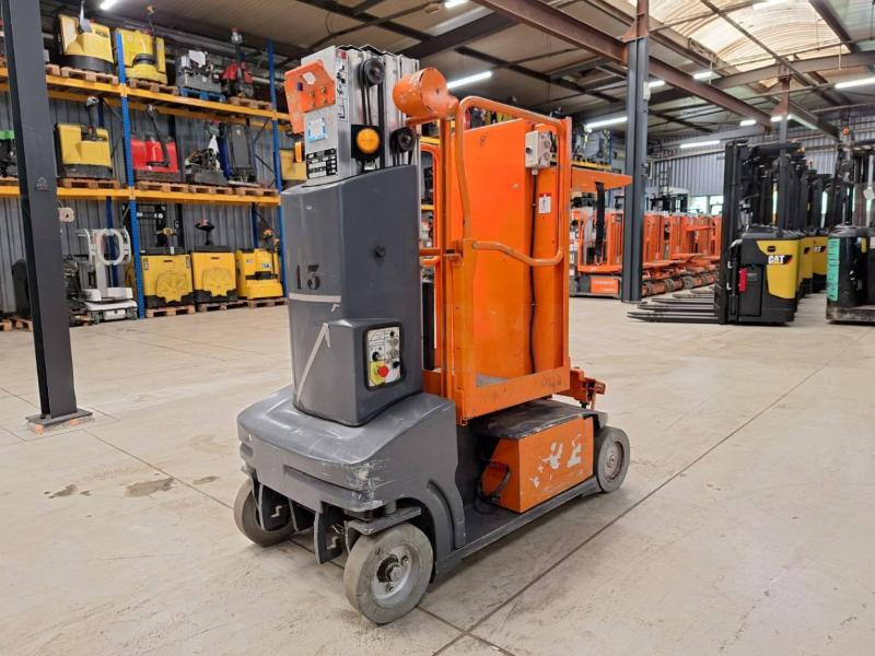 JLG Toucan Duo - Вертикальный мачтовый подъемник: фото 1 JLG Toucan Duo - Вертикальный мачтовый подъемник: фото 1