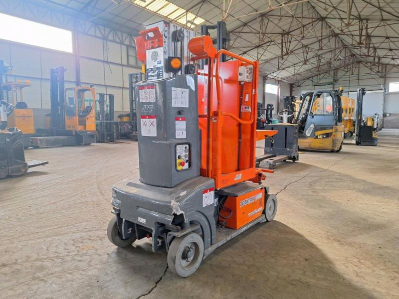 JLG Toucan Duo - Вертикальный мачтовый подъемник: фото 2 JLG Toucan Duo - Вертикальный мачтовый подъемник: фото 2
