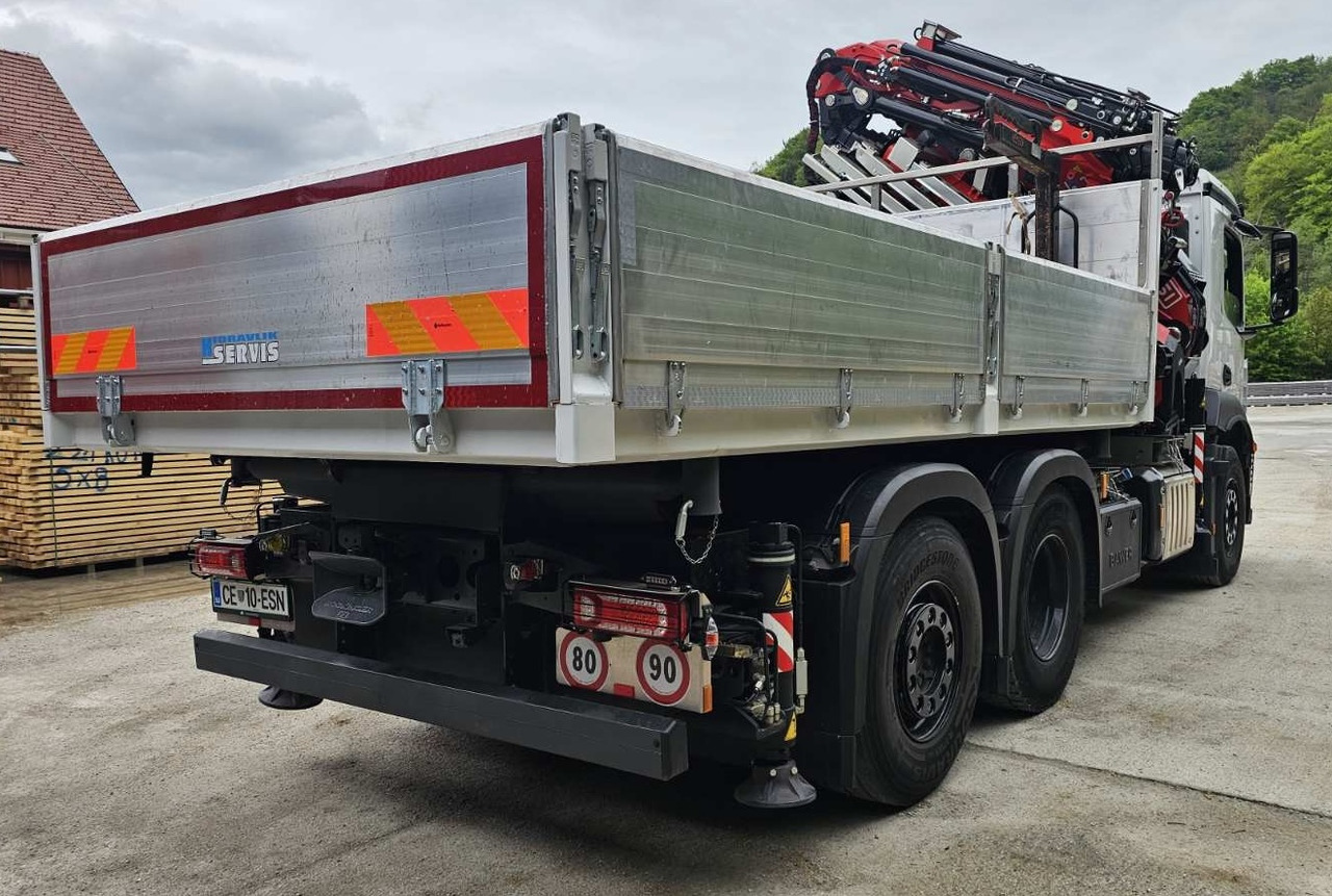 MERCEDES-BENZ Hiab Palfinger Fassi F545-6 JIB-6 - Самосвал: фото 2 MERCEDES-BENZ Hiab Palfinger Fassi F545-6 JIB-6 - Самосвал: фото 2