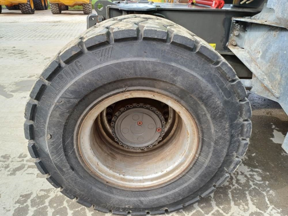 Sennebogen 735E - Перегружатель: фото 5 Sennebogen 735E - Перегружатель: фото 5