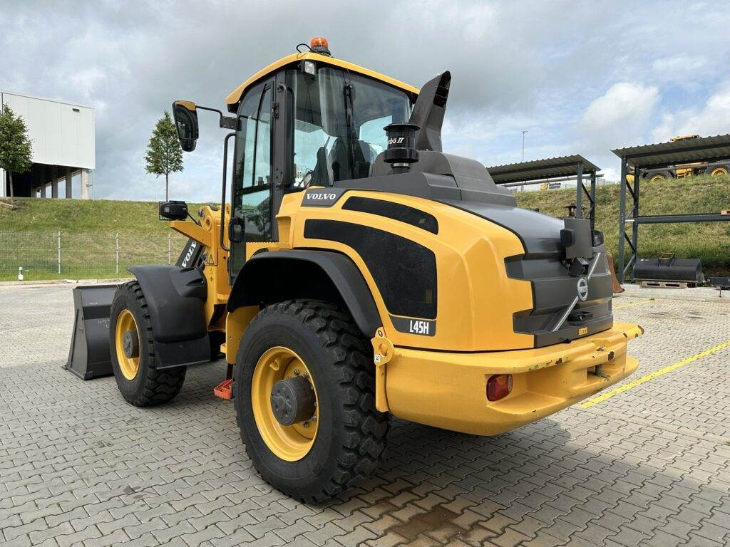 Volvo L45HS - Колёсный погрузчик: фото 2 Volvo L45HS - Колёсный погрузчик: фото 2