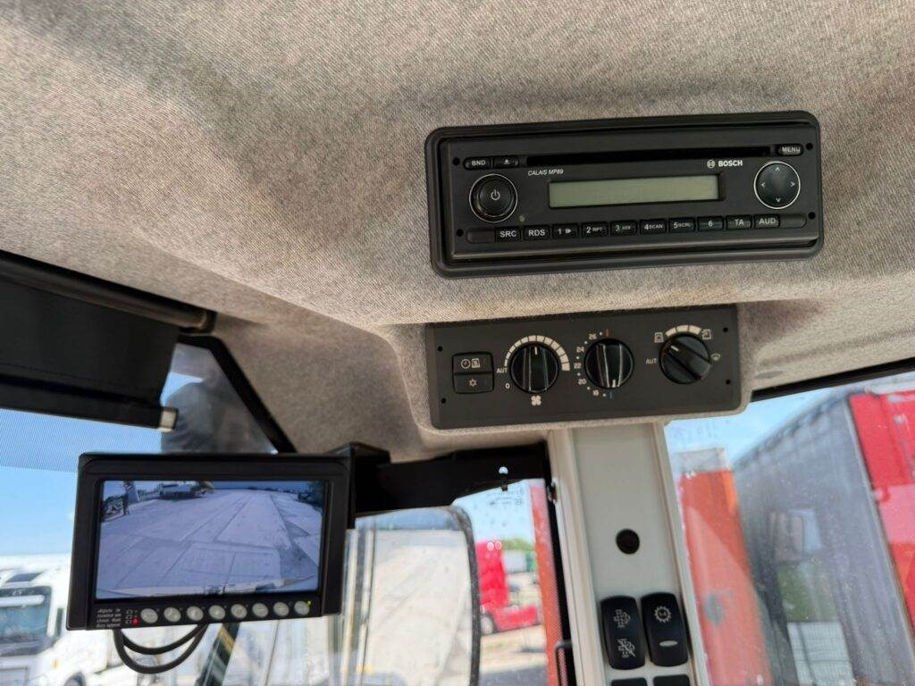 Колёсный погрузчик Volvo L60H: фото 24