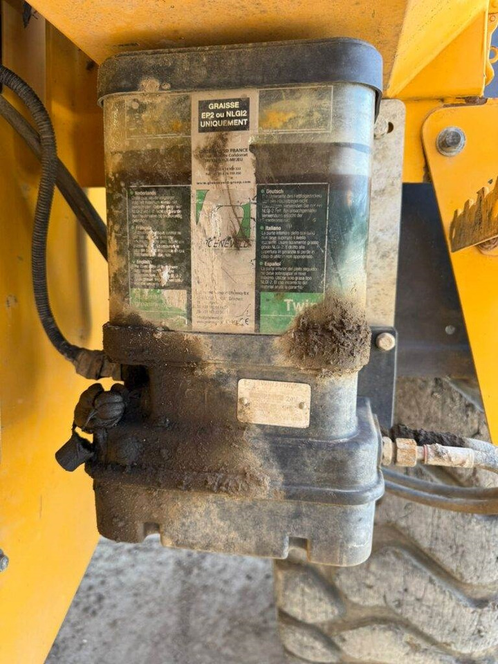 Колёсный погрузчик Volvo L60H: фото 11