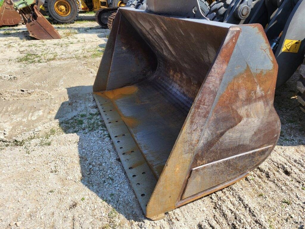 Колёсный погрузчик Volvo L70G: фото 13 Колёсный погрузчик Volvo L70G: фото 13