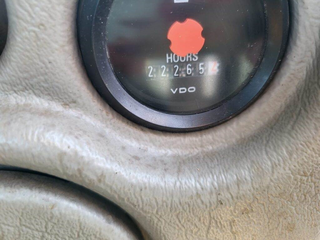 Колёсный погрузчик Volvo L70G: фото 17 Колёсный погрузчик Volvo L70G: фото 17