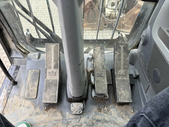 CAT M318D Mobilbagger *9.235 h *Schnellw. *Greifer - Колёсный экскаватор: фото 5 CAT M318D Mobilbagger *9.235 h *Schnellw. *Greifer - Колёсный экскаватор: фото 5