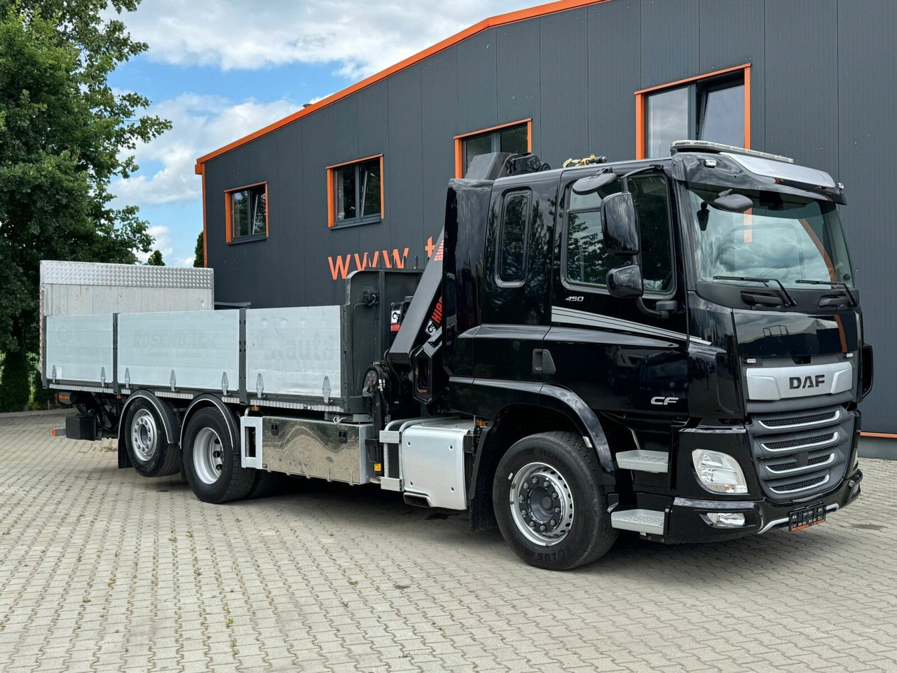 DAF CF 450 FAN 6x2 Pritsche mit Kran HIAB 188 E-6 - Грузовик бортовой/ Платформа, Автоманипулятор: фото 1 DAF CF 450 FAN 6x2 Pritsche mit Kran HIAB 188 E-6 - Грузовик бортовой/ Платформа, Автоманипулятор: фото 1