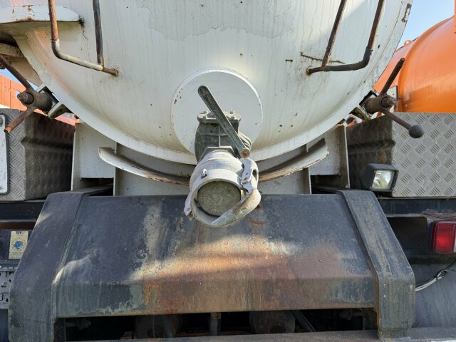 Hüffermann HSD181D Tankanhänger für nicht GGVS Güter - Прицеп-цистерна: фото 2 Hüffermann HSD181D Tankanhänger für nicht GGVS Güter - Прицеп-цистерна: фото 2