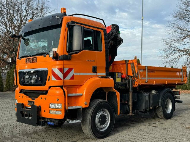 MAN TGS 18.360 4x4 Kipper Kran PALFINGER Winterd. - Самосвал, Автоманипулятор: фото 1 MAN TGS 18.360 4x4 Kipper Kran PALFINGER Winterd. - Самосвал, Автоманипулятор: фото 1
