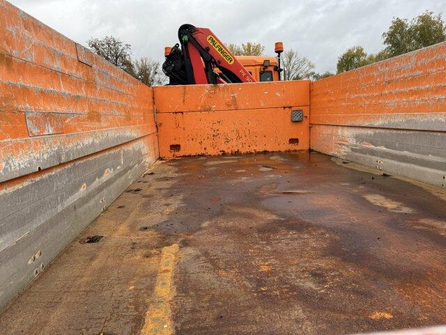 MAN TGS 28.400 6x4-4 Kipper Kran Palfinger PK9002 - Самосвал, Автоманипулятор: фото 2 MAN TGS 28.400 6x4-4 Kipper Kran Palfinger PK9002 - Самосвал, Автоманипулятор: фото 2