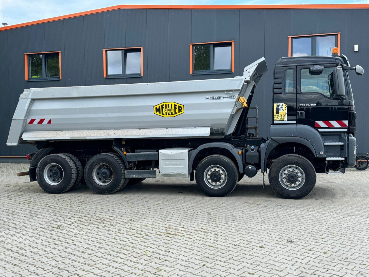 MAN TGS 35.460 8x6 BB Muldenkipper Meiller - Самосвал: фото 4 MAN TGS 35.460 8x6 BB Muldenkipper Meiller - Самосвал: фото 4