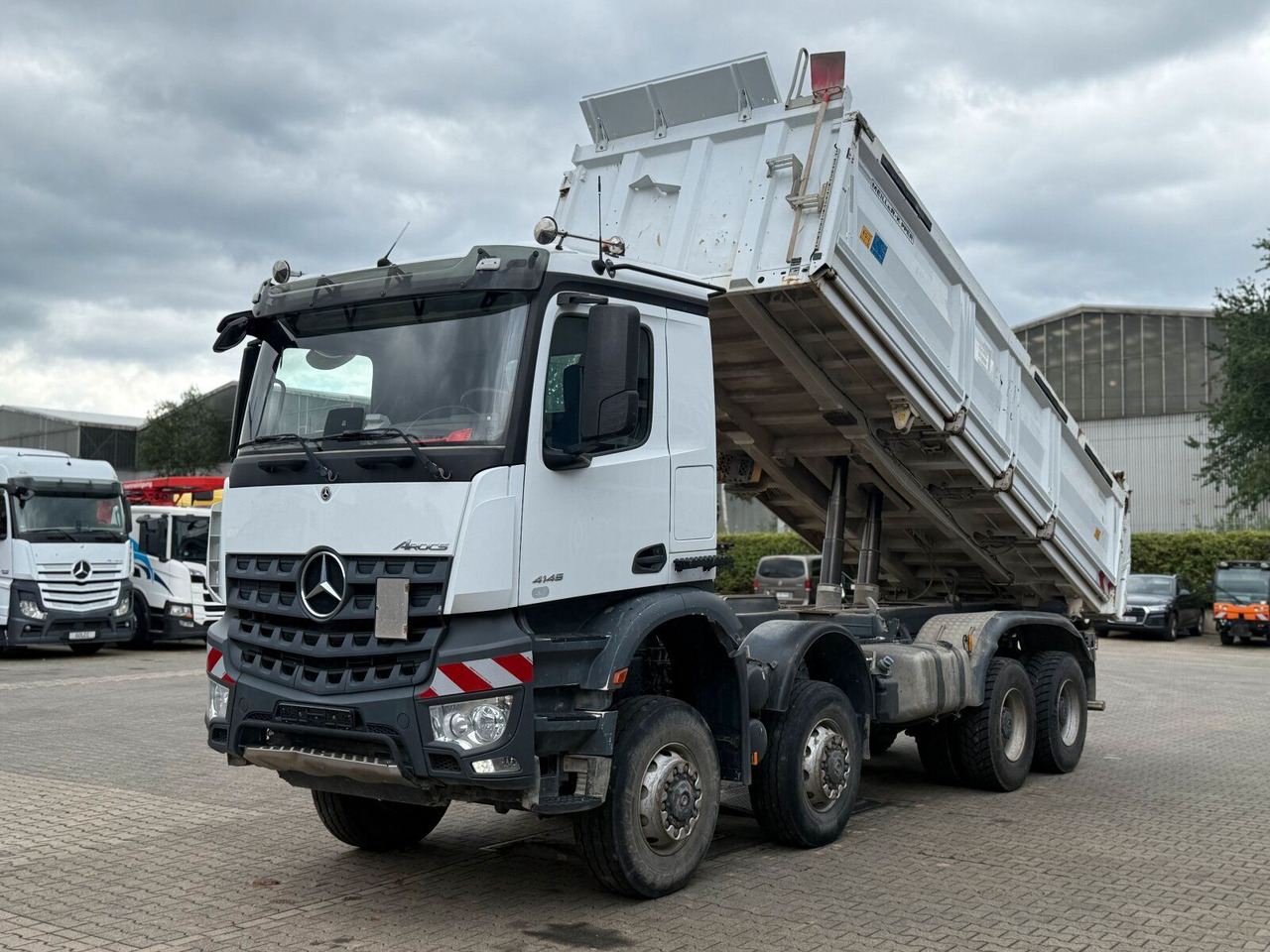 Mercedes-Benz 4145 8x8 Meiler Dreiseitenkipper Bordmatik - Самосвал: фото 2 Mercedes-Benz 4145 8x8 Meiler Dreiseitenkipper Bordmatik - Самосвал: фото 2