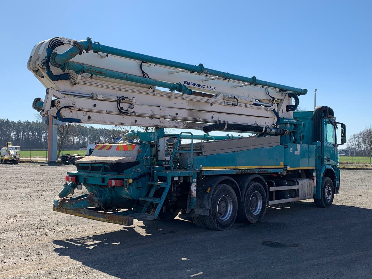 Mercedes-Benz AROCS 2636 6x4 Euro 6 Betonpumpe SERMAC 4Z36 - Автобетононасос: фото 5 Mercedes-Benz AROCS 2636 6x4 Euro 6 Betonpumpe SERMAC 4Z36 - Автобетононасос: фото 5