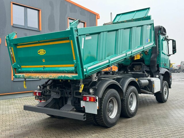 Mercedes-Benz Arocs 3351 6x6 Kipper Bordmatic Meiller - Самосвал: фото 3 Mercedes-Benz Arocs 3351 6x6 Kipper Bordmatic Meiller - Самосвал: фото 3