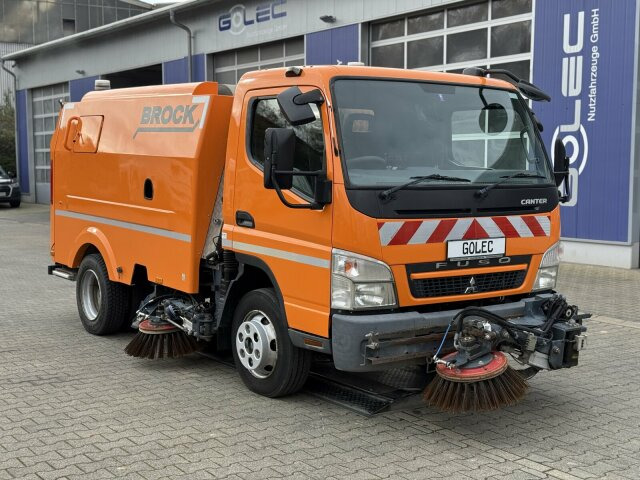 Mitsubishi Canter FUSO Kehrmaschine BROCK SL140 4 m³ - Подметально-уборочная машина: фото 1 Mitsubishi Canter FUSO Kehrmaschine BROCK SL140 4 m³ - Подметально-уборочная машина: фото 1