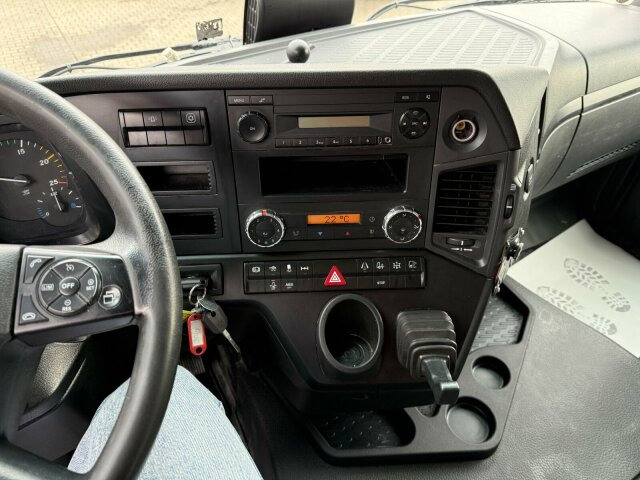 Mercedes-Benz Actros 1843 Sattelzugmaschine 4x2 Kipph. - Тягач: фото 3 Mercedes-Benz Actros 1843 Sattelzugmaschine 4x2 Kipph. - Тягач: фото 3