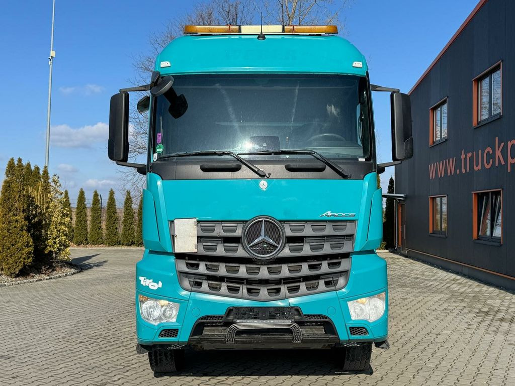 Mercedes-Benz Arocs 2142 4x4H SZM Euro 6 Kipphydraulik - Тягач: фото 3 Mercedes-Benz Arocs 2142 4x4H SZM Euro 6 Kipphydraulik - Тягач: фото 3