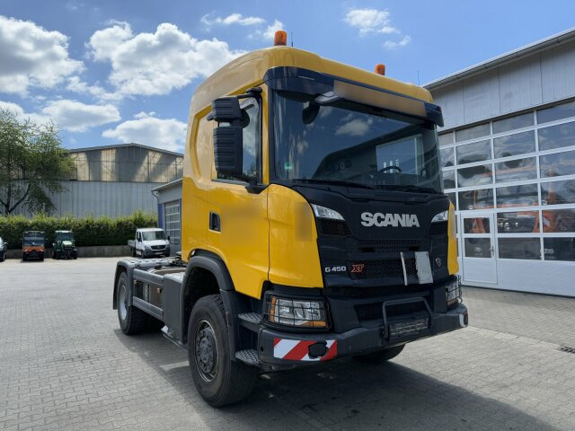 Scania G450 XT 4x4 Euro 6 SZM Kipphydraulik Blatt/ Luft - Тягач: фото 1 Scania G450 XT 4x4 Euro 6 SZM Kipphydraulik Blatt/ Luft - Тягач: фото 1
