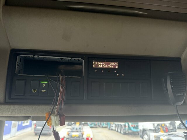 Volvo FMX 500 6x4 Kipper mit Kran Atlas 172.3E - A4 - Самосвал, Автоманипулятор: фото 4 Volvo FMX 500 6x4 Kipper mit Kran Atlas 172.3E - A4 - Самосвал, Автоманипулятор: фото 4