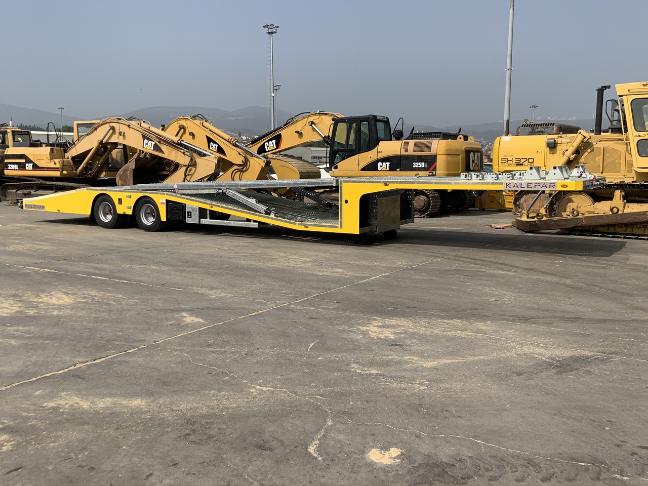 Новый Полуприцеп-автовоз KALEPAR KLP 228V4 - 4 Loader Autotransporter: фото 13