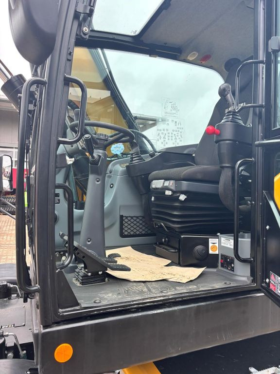 Hydrema MX18G Hydrema MX18G - Колёсный экскаватор: фото 5 Hydrema MX18G Hydrema MX18G - Колёсный экскаватор: фото 5