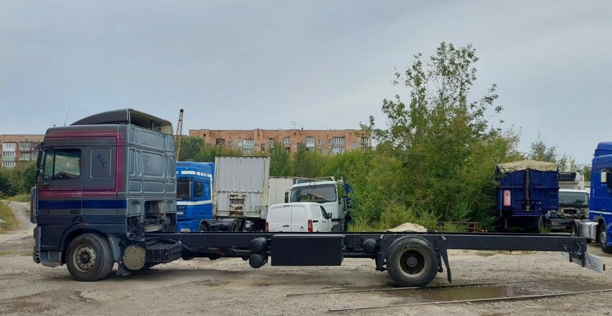 DAF 95XF380 - Грузовик-шасси: фото 3 DAF 95XF380 - Грузовик-шасси: фото 3