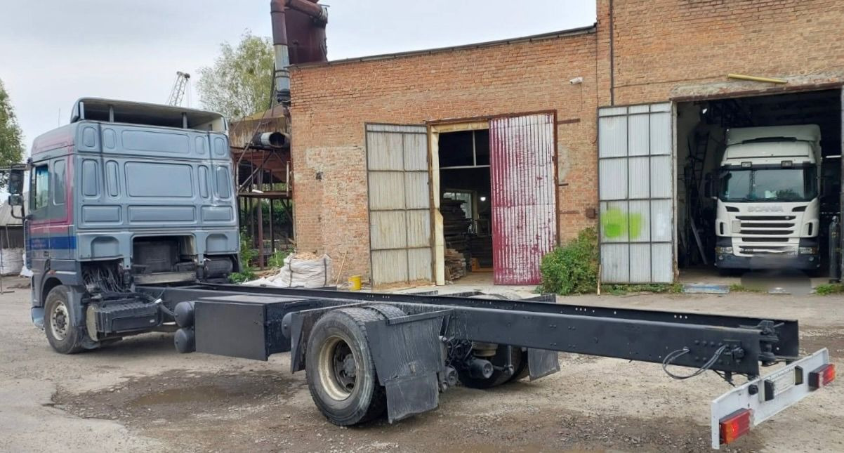 DAF 95XF380 - Грузовик-шасси: фото 4 DAF 95XF380 - Грузовик-шасси: фото 4
